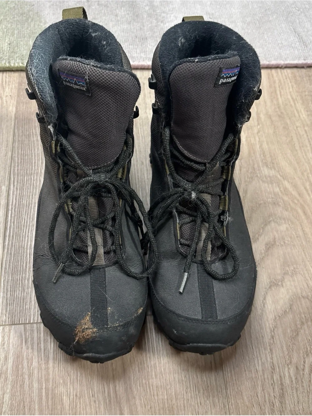 Patagonia Black and Blue Insulated Lace-Up Boot